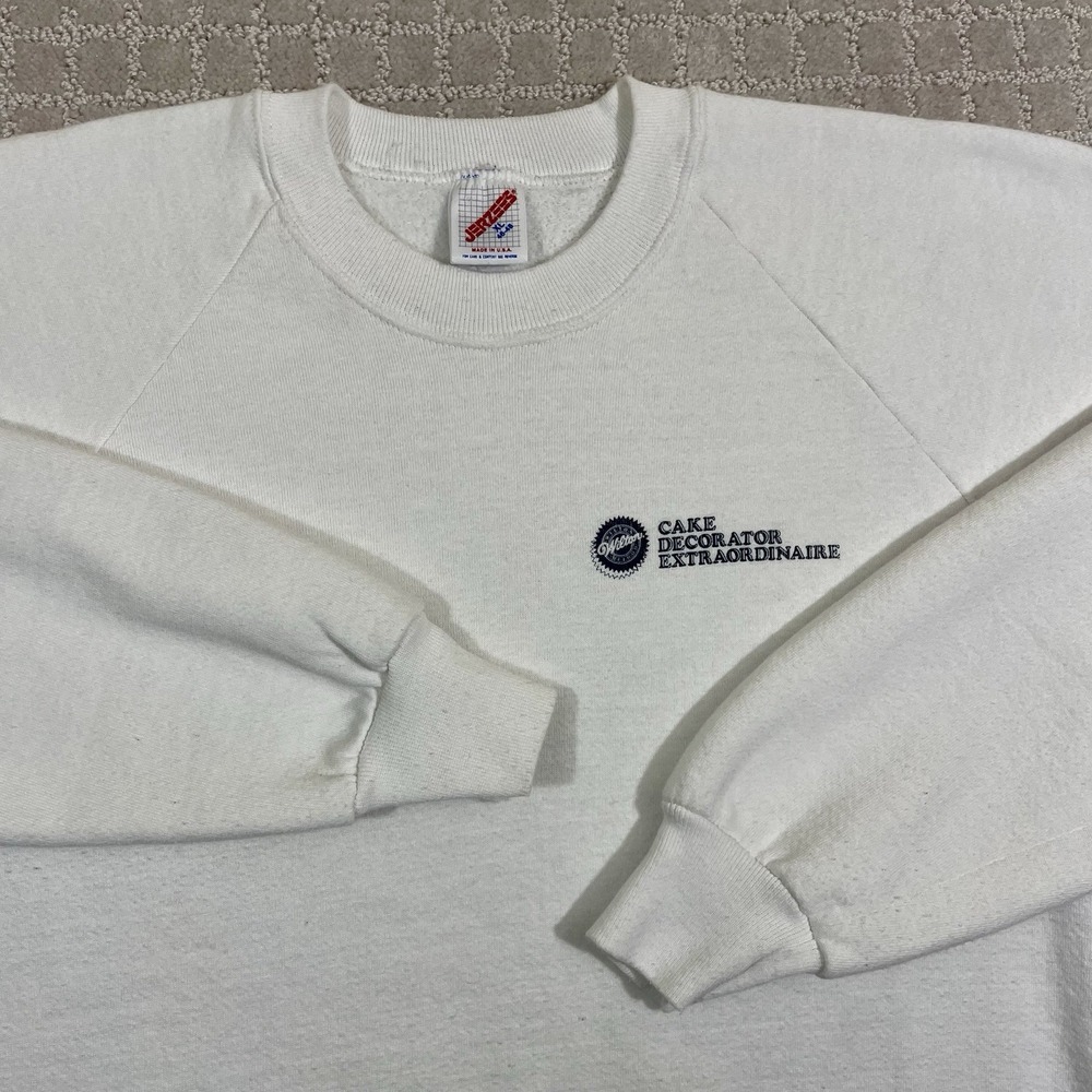 Vintage 90s Wilson Cake Decorator Extraordinaire Large Baking Promo Sweatshirt